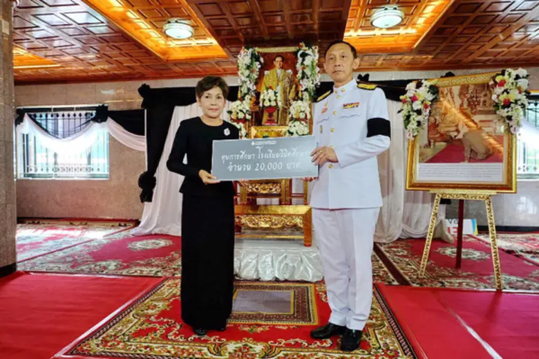 กระทรวงพลังงาน ร่วมสืบสานราชประเพณี ถวายผ้าพระกฐินพระราชทาน ประจำปี 2559 ที่จังหวัดลพบุรี