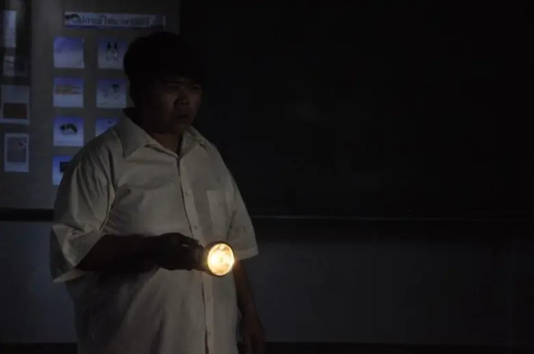 “โก๊ะตี๋” พลิกบทภารโรงลึกลับ ทุ่มสุดตัวเล่นกับหมาเห็นผี ใน “โรงเรียนผี”