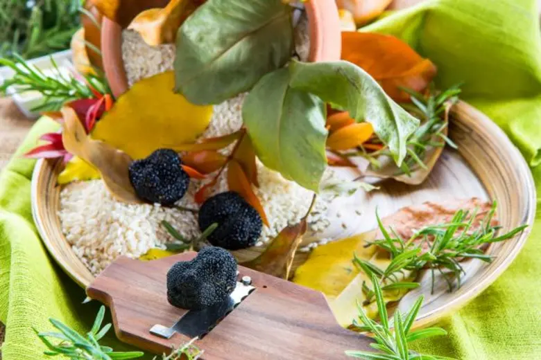 ห้องอาหารอิตาเลี่ยน ดอน จิโอวานนี โรงแรมเ...