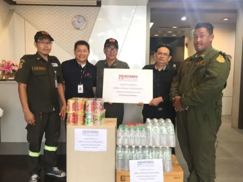 นายเอกชัย คณะธรรม (ที่ 2 จากชวา)ผู้อำนวยก...