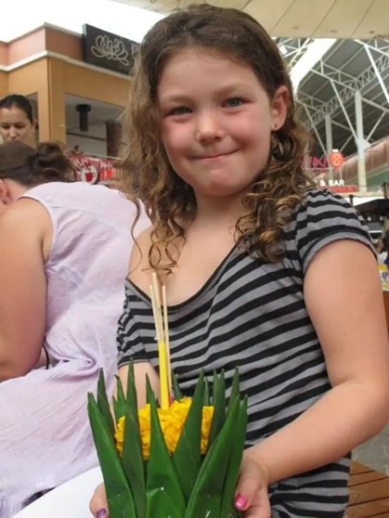 สืบสานประเพณีลอยกระทง