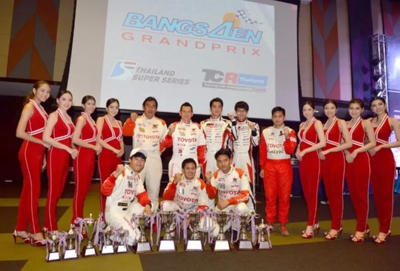 “โตโยต้า ทีมไทยแลนด์” สุดแกร่งขึ้นโพเดี่ยมที่ 1 และ 2 แบบโอเวอร์ออล คว้าแชมป์ประเทศไทยรายการมาราธอน 6 ชั่วโมง RAAT