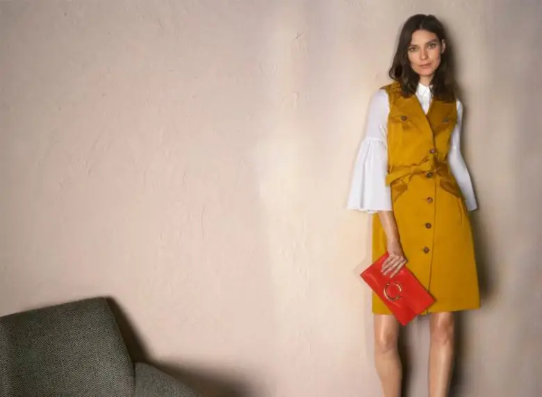 Karen Millen แนะนำ “คอลเลกชั่นฤดูร้อน 2017”