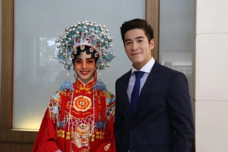 ผู้จัด อ๊อฟ พงษ์พัฒน์ แดง ธัญญา นำทีมทัพนักแสดง บวงสรวงละคร 2 เรื่อง 2 รสละคร “รากนครา,เสน่ห์นางงิ้ว”