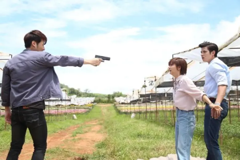 ทีวีไกด์: เรื่องย่อตอน “บัลลังก์ดอกไม้” ออกอากาศ วันที่ 3-4 มีนาคม 2560 (ศ. เวลา 20.45 น.// ส.-อา. เวลา 20.15 น.  ช่อง3 HD ช่อง33)