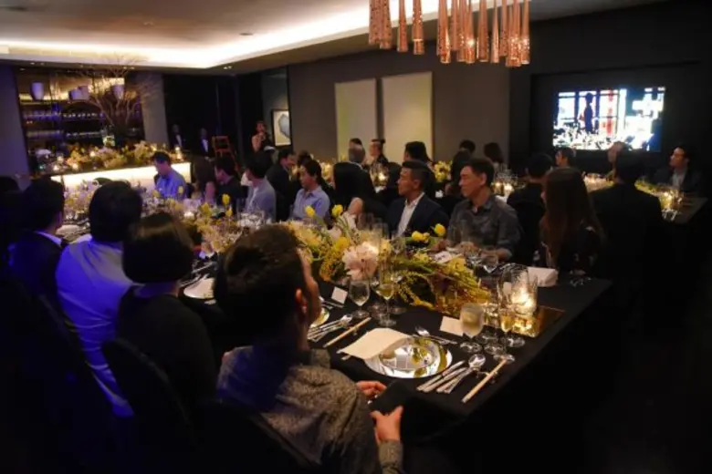 เลิศรสกับดินเนอร์มื้อพิเศษ เมื่อ บริษัท ค...