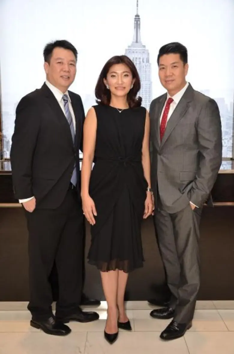 นำเข้า Max&Co. แบรนด์เสื้อผ้าและแอคเซสเซอ...