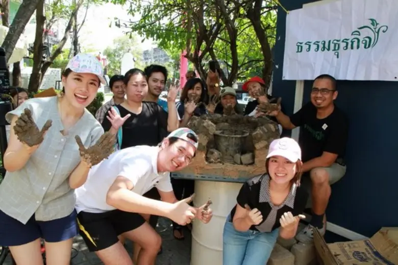 ธรรมธุรกิจ ผู้ก่อตั้ง ตลาดนัดธรรมชาติ ยัก...