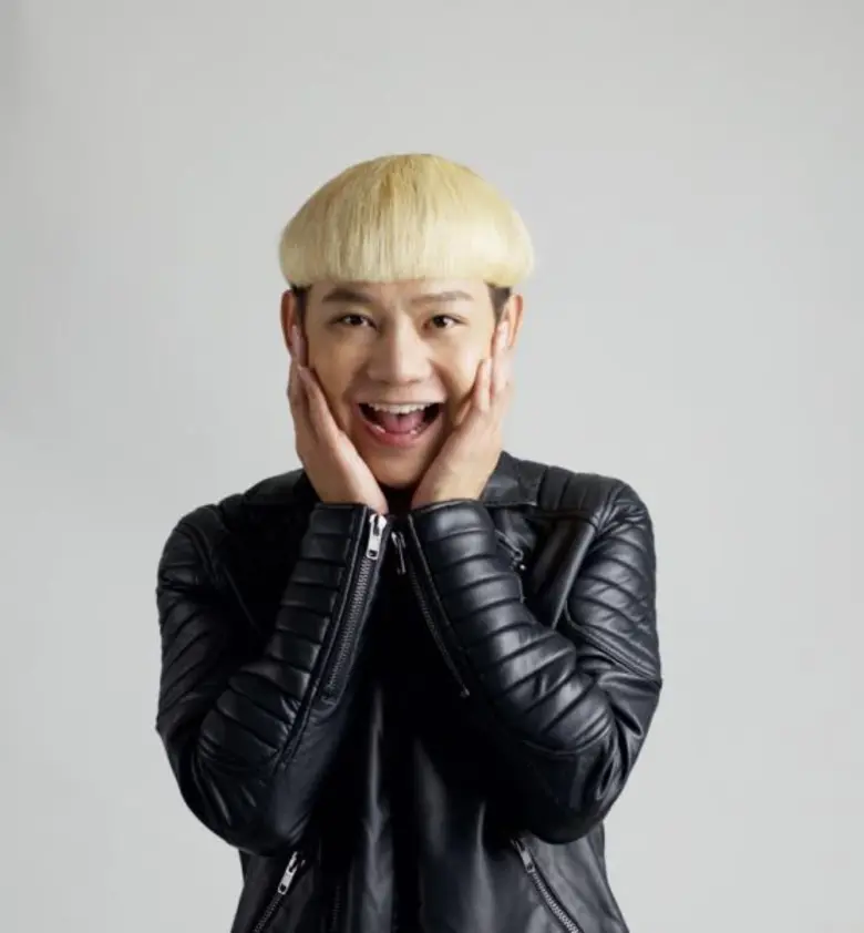 ข่าวซุบซิบ: ดีเจนุ้ย เตรียมควง เนย โชติกา ร่วมจำหน่ายโบว์สีเขียวกับวัตสัน หารายได้เพื่อสมาคมส่งเสริมสถานภาพสตรีฯ (บ้านพักฉุกเฉิน) เนื่องในวันสตรีสากลโลก 2560