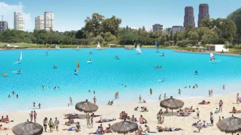 · Crystal Lagoons' real estate revolution...