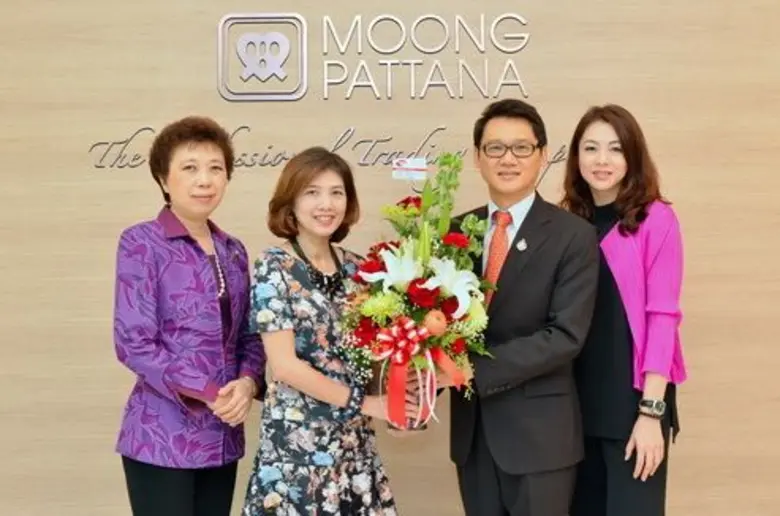 ผู้ช่วยศาสตราจารย์ (พิเศษ) ดร.อภิสิทธิ์ ฉ...