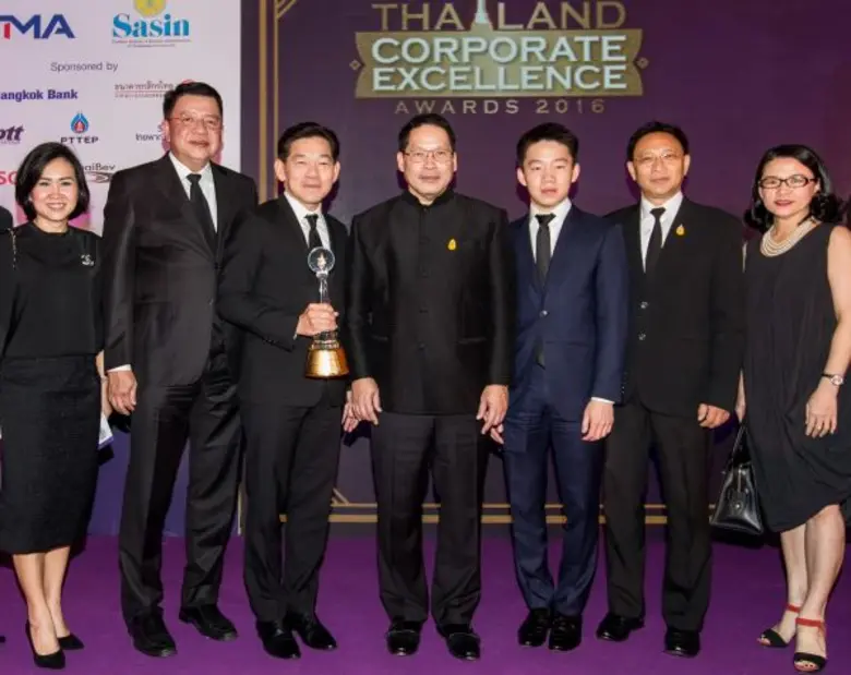 วิชา พูลวรลักษณ์ ประธานกรรมการบริหาร บริษ...