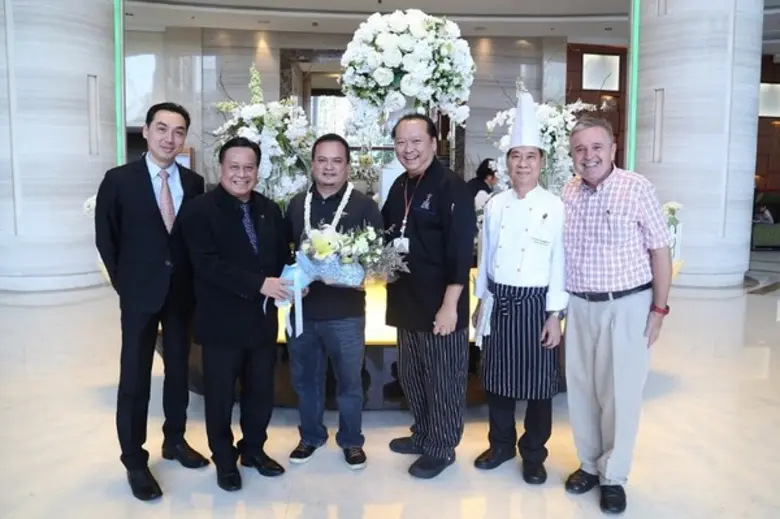 สมศักดิ์ รารองคำ นายกสมาคมเชฟประเทศไทย แล...