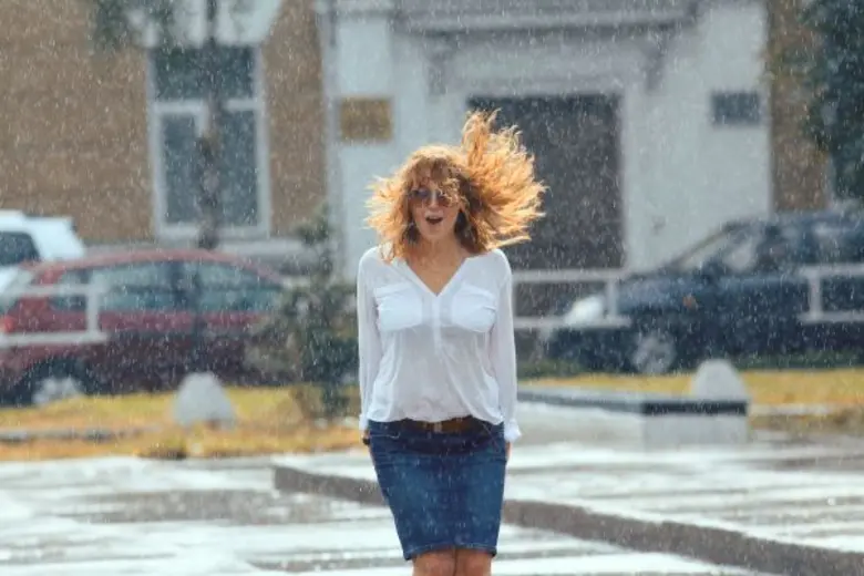 อยากสวยเป๊ะ ไม่มีโดนเท ต้องรู้! “ผมดีด” คืออะไร ! มาจัดการตัวการร้าย ทำลายความมั่นใจ กับ “เทรซาเม่” สิ