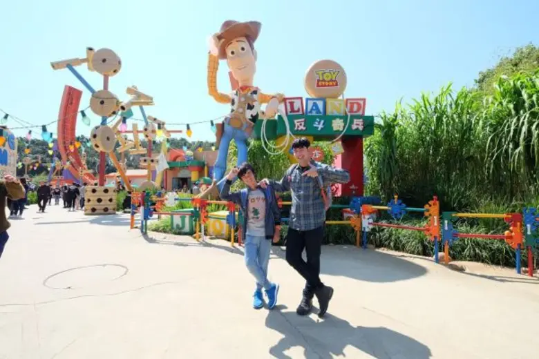 เมื่อกูรู้นักเดินทาง จ๊อบ นิธิ สมุทรโคจร ...