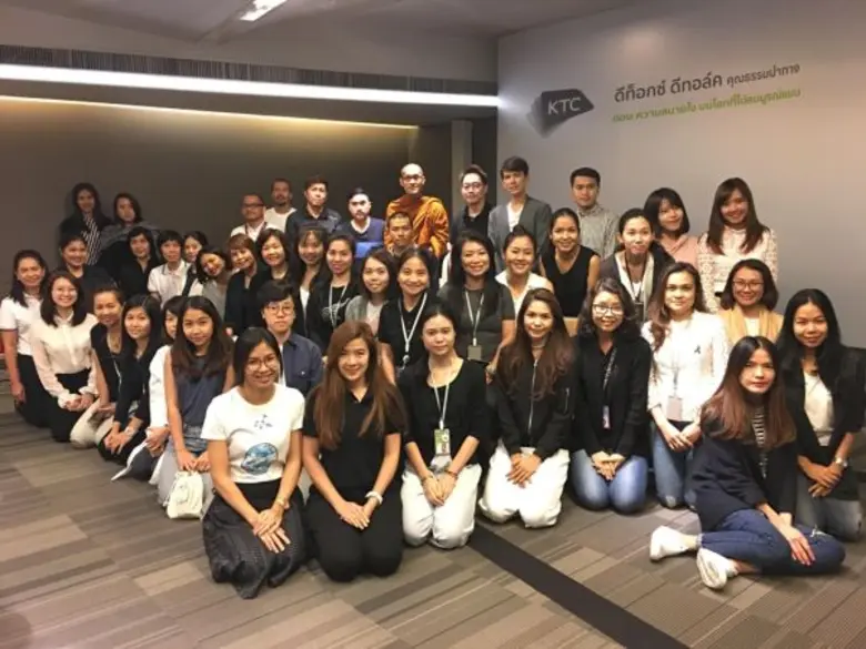 นางจินดา ศรีธนาบุตร ผู้ช่วยประธานเจ้าหน้า...