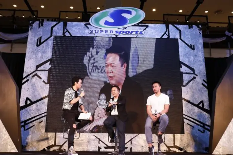 บริษัท ซี อาร์ ซี สปอร์ต จำกัด ผู้บริหารร...