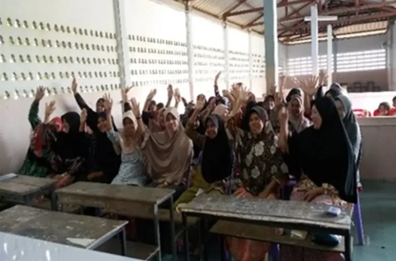 ผู้หญิงศรัทธา : ก้าวที่กล้าในกระบวนการสันติภาพจากข้างล่าง ท่ามความรุนแรงอันคุกรุ่น