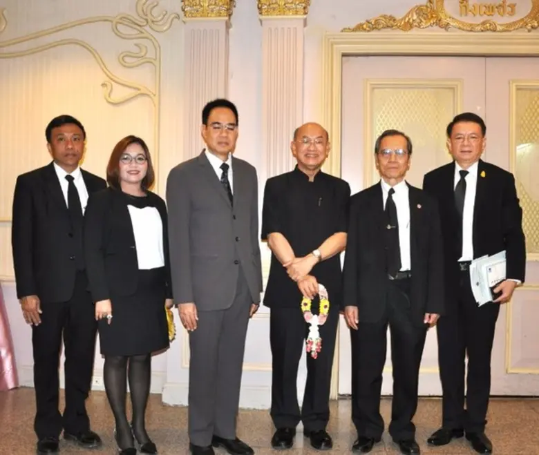 ศาสตราจารย์ นายแพทย์เกษม วัฒนะชัย องคมนตรี ให้เกียร...