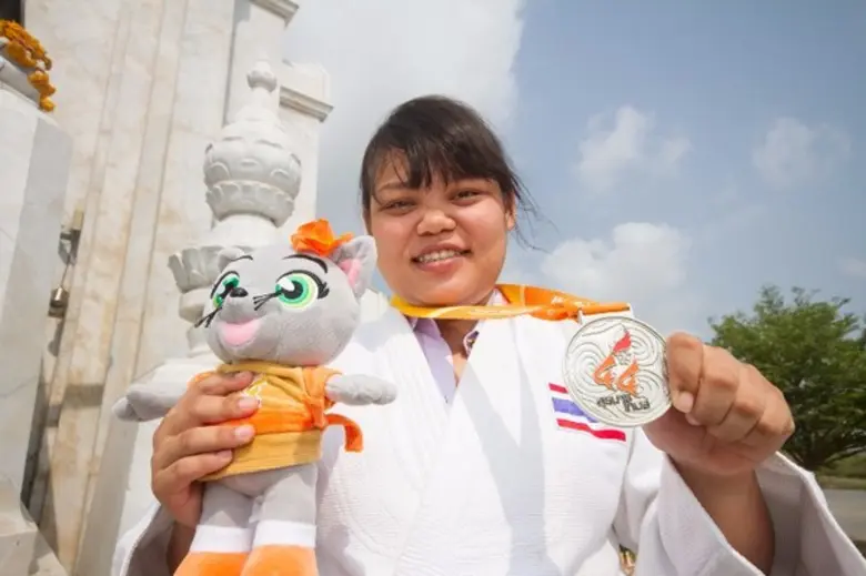 มหาวิทยาลัยราชภัฏธนบุรี สมุทรปราการ ขอแสด...