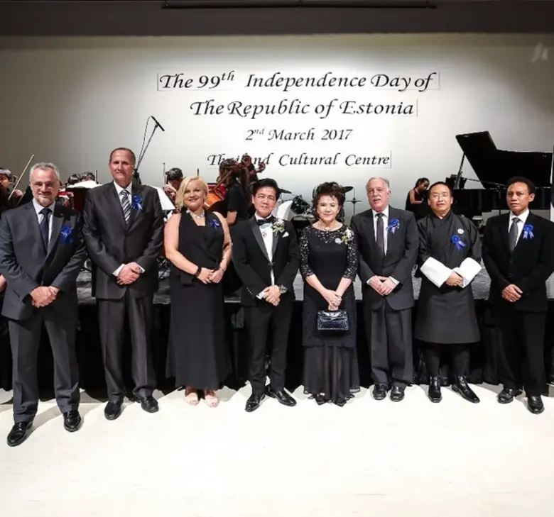 ดร.วีระชัย เตชะวิจิตร์ กงสุลใหญ่กิตติมศัก...