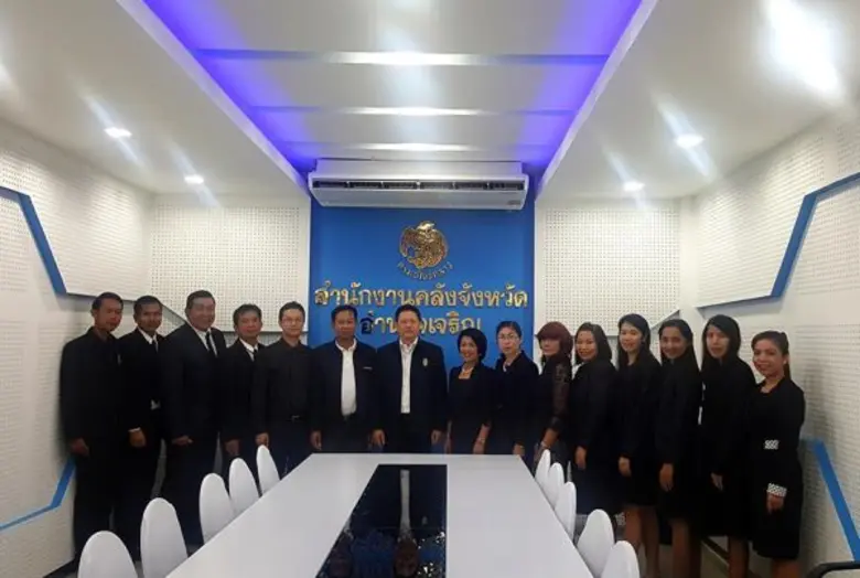 นายลวรณ แสงสนิท ผู้ตรวจราชการกระทรวงการคล...