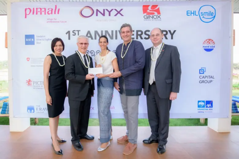 มอบทุนการศึกษา 100,000 บาท แก่นักเรียนศูน...