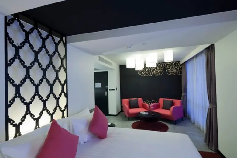 ร่วมฉลอง 3 ปี ยู สุขมวิท กรุงเทพฯ ทั้งลดทั้งแถมตลอดเมษายน