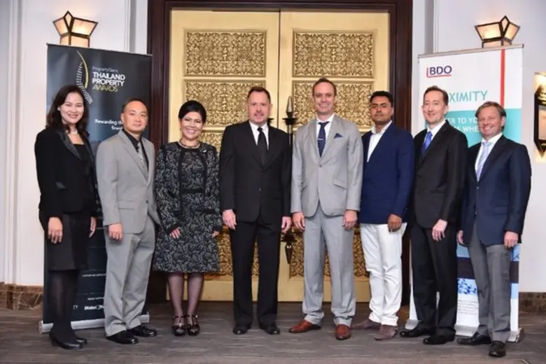 มร.เทอร์รี่ แบล็คเบิร์น กรรมการผู้จัดการ ...