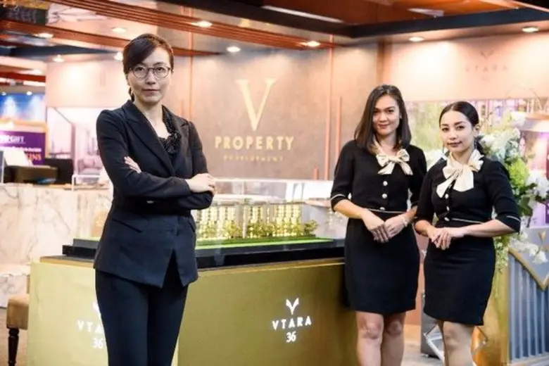 นางสาว พิมพ์วลัญช์ จุลมาณพ รองประธานเจ้าห...