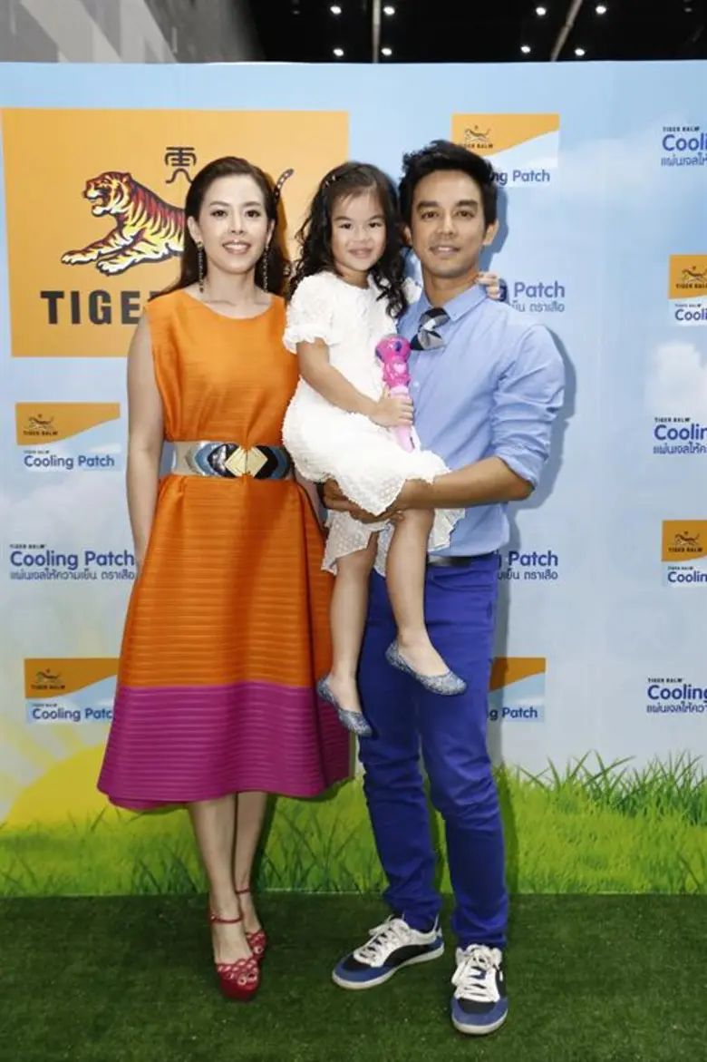 “ไทเกอร์ บาล์ม” บุกตลาดแม่และเด็ก เปิดตัวผลิตภัณฑ์ใหม่ แผ่นเจลให้ความเย็น ตราเสือ หรือ “Tiger Balm Cooling Patch” ตัวเลือกสำหรับคุณแม่คุณพ่อยุคใหม่