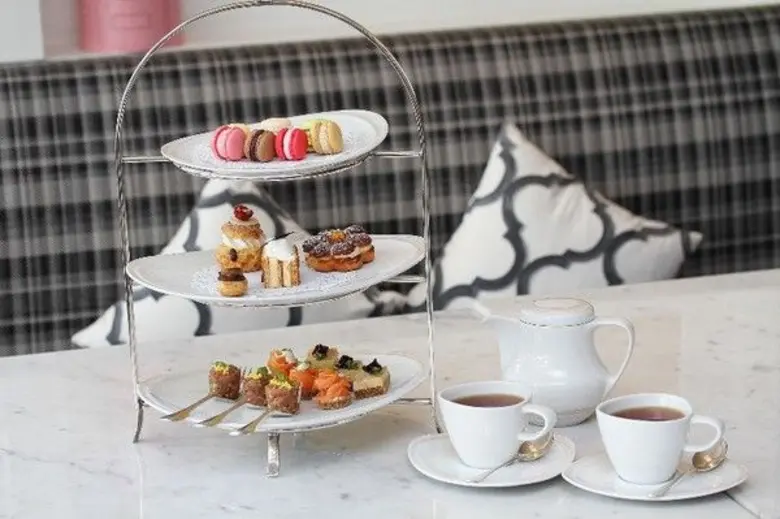 จิบน้ำชายามบ่ายสไตล์ซิงก์ เบเกอรี่ โรงแรมเซ็นทาราแกรนด์ฯ เซ็นทรัลเวิลด์