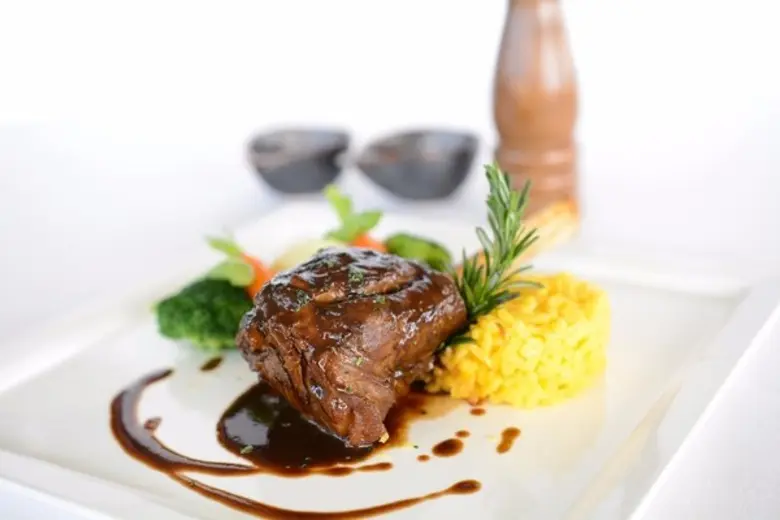 โรงแรมดุสิตธานี กรุงเทพฯ ขอเชิญทุกท่านมาล...