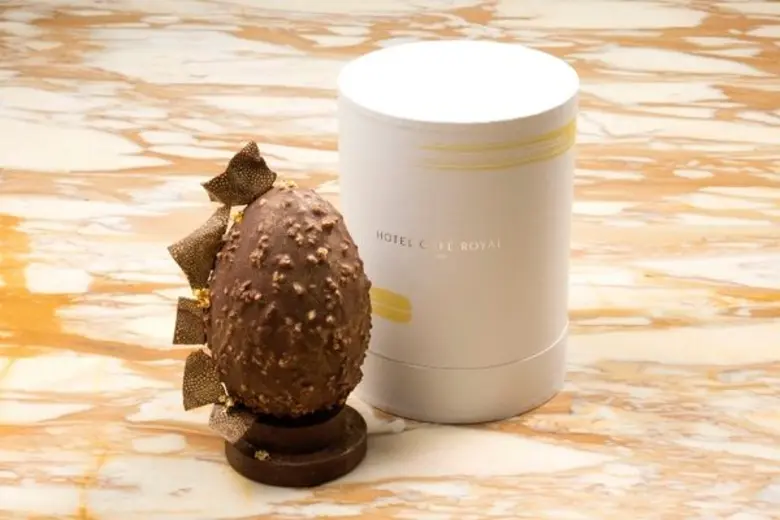 ต้อนรับเทศกาลอีสเตอร์สไตล์ลอนดอนสุดหรูที่โรงแรมโฮเทลคาเฟ่รอยัล ไข่อีสเตอร์และเมนูขนมหวานสุดตระการตา