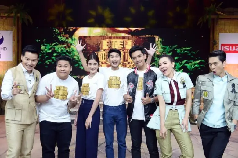 ทีวีไกด์: รายการ “STEP RIGHT UP ใครเก่ง...ใครได้ ล่าขุมทรัพย์" “ต้นหอม-เอกกี้” ควักมัดเด็ด เสริมกำลังใจให้ “อาร์ตี้,อ้น,กรุ๊ป,อาไท”