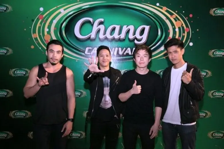 ชาวพิษณุโลก กอดคอกันมันทั่วลานไทวัสดุ ช้าง คาร์นิวัล อิเล็กทริก เซอร์คัส 2017 ส่งต่อความสนุกแบบจัดเต็ม