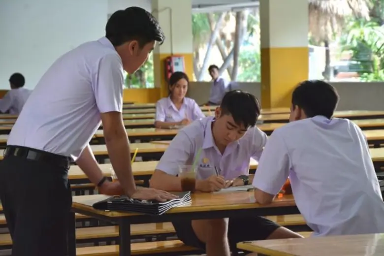 มาร์ค(ฟอร์ซ-จิรัชพงศ์ ศรีแสง) ผู้แบกความค...