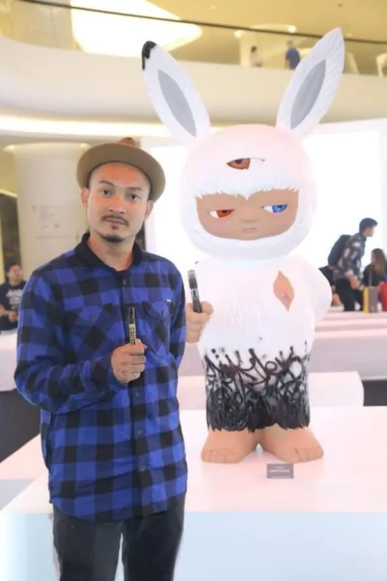 กรุงศรี ผนึกกำลัง กลุ่มเซ็นทรัล จัดงาน “Central The 1 Credit Card Featuring Alex Face” เปิดตัว “บัตรเครดิต เซ็นทรัล เดอะวัน” และ “บัตรเซ็นทรัล เดอะวัน เฟิร์สช้อยส์” พร้อมดึง Alex Face ศิลปินกราฟิตี้ระดับโลก ถ่ายทอดไลฟ์สไตล์สุดชิค