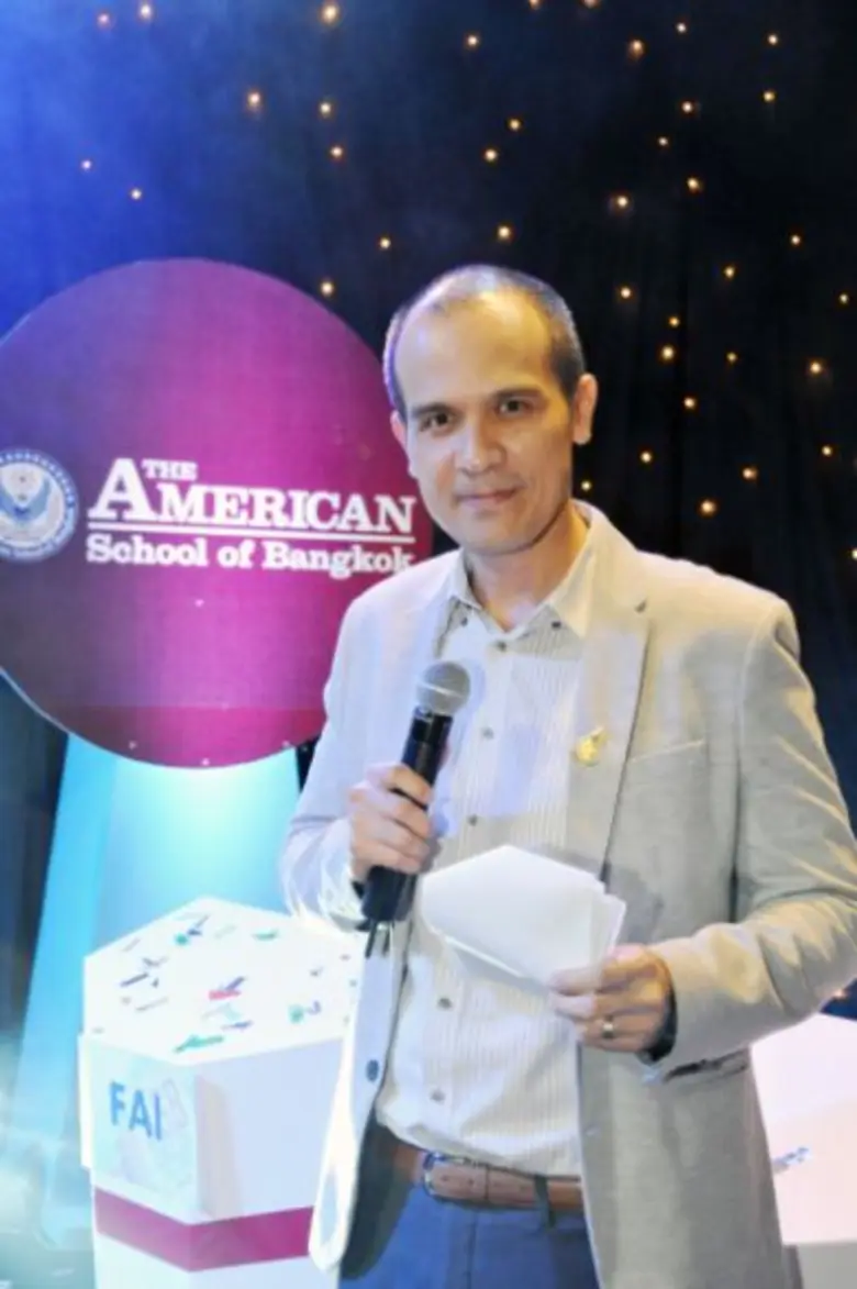 นักเรียนจาก จังหวัดราชบุรีชนะเลิศ สู่เกียรติสูงสุดในชีวิตรับถ้วยพระราชทานสมเด็จพระเทพฯ พร้อมทุนกว่า 3 ล้าน จากโรงเรียนนานาชาติ ดิ อเมริกัน สคูล ออฟ แบงค็อก