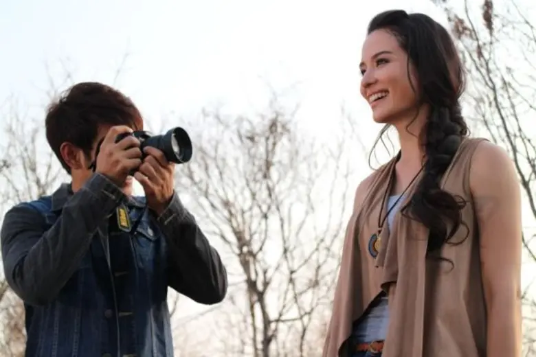 สกู๊ปละครเขี้ยวราชสีห์ ออกอากาศ วันพฤหัสบดีที่ 16 มีนาคม ก่อนข่าวภาคค่ำ ทางช่อง 3