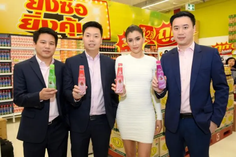 ปู ไปรยา ลงพื้นที่อวดหุ่นเป๊ะ กระหน่ำเสิร์ฟสลินดริงค์ อัดโปรแรงทุกพื้นที่