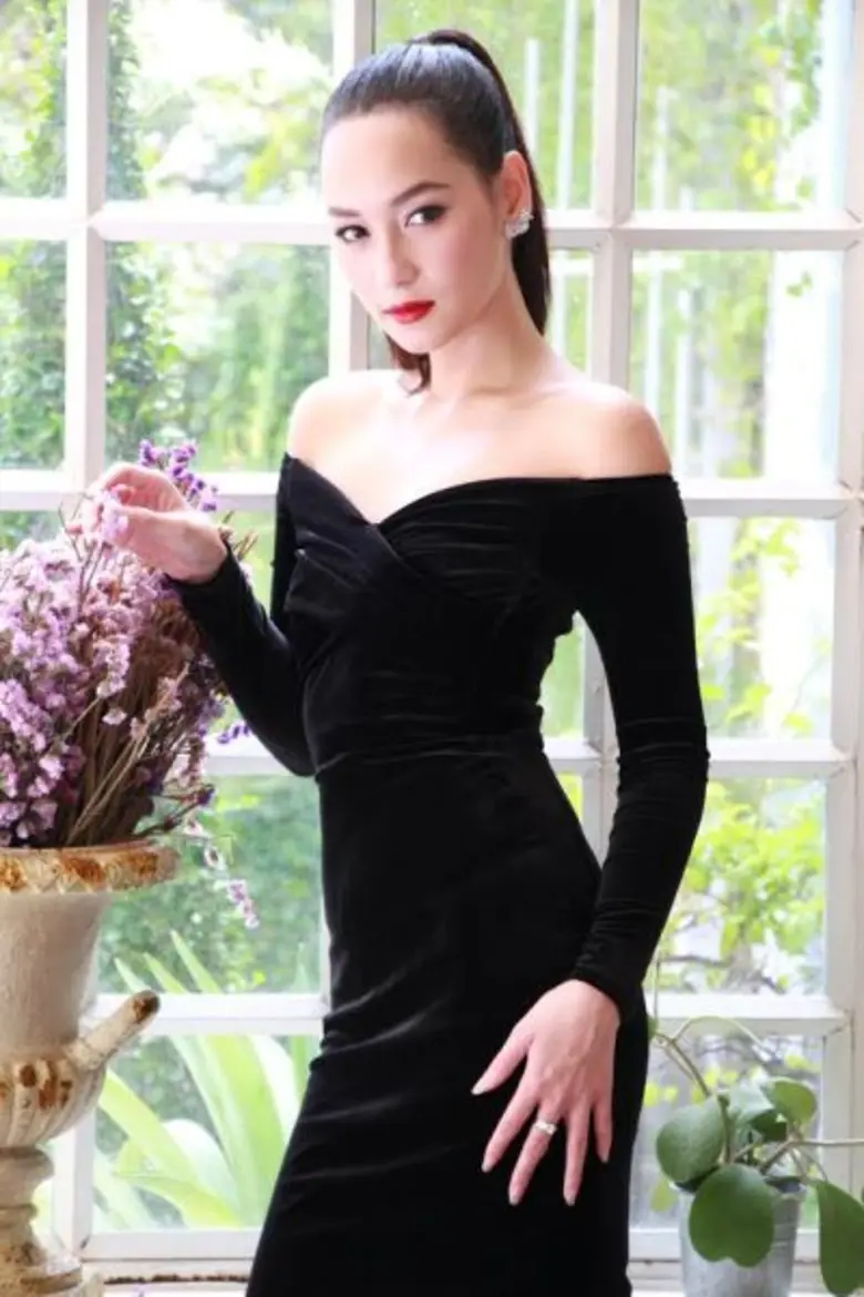 เรียกได้ว่าเป็นละครเข้มข้นอีกเรื่องหนึ่ง ...