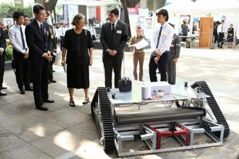 สมเด็จพระเทพรัตนราชสุดาฯ สยามบรมราชกุมารี...