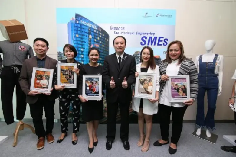 นายชาญชัย พันธุ์โสภา (ที่ 4 จากซ้าย) กรรม...