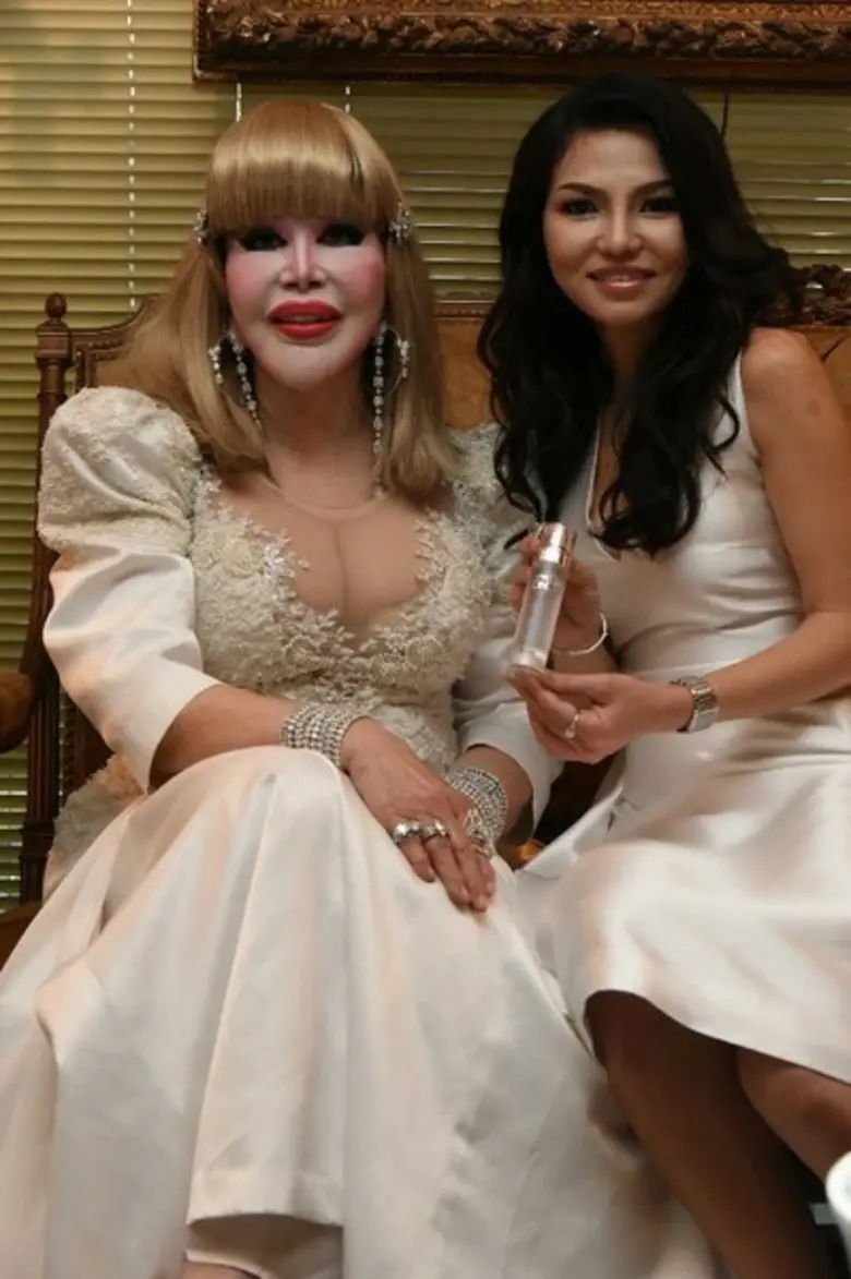 ครั้งแรกของประเทศไทย! กับการเปิดตัวสุดยอดนวัตกรรมความงามแห่งอนาคต 'นิวเซลล์ ดีเอ็นเอ’ (New Cell DNA) ภายใต้แบรนด์ J’ENNIE