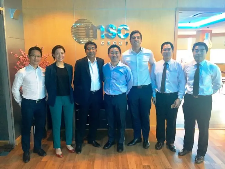 นายฐิติพงศ์ จรณะจิตต์ (ที่ 3 จากซ้าย) ผู้...