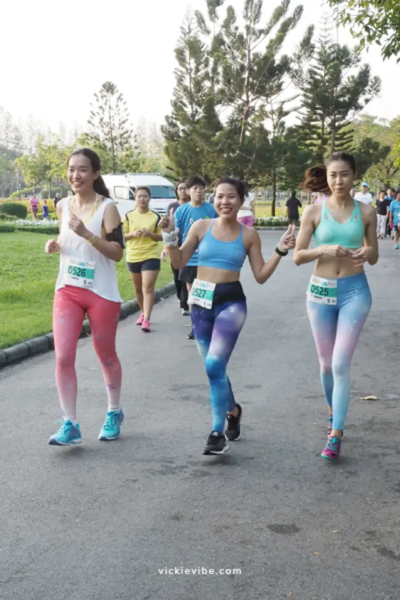 Sasin Run วิ่งข้ามแคลแบบสดใสกับ Vickie Vibe