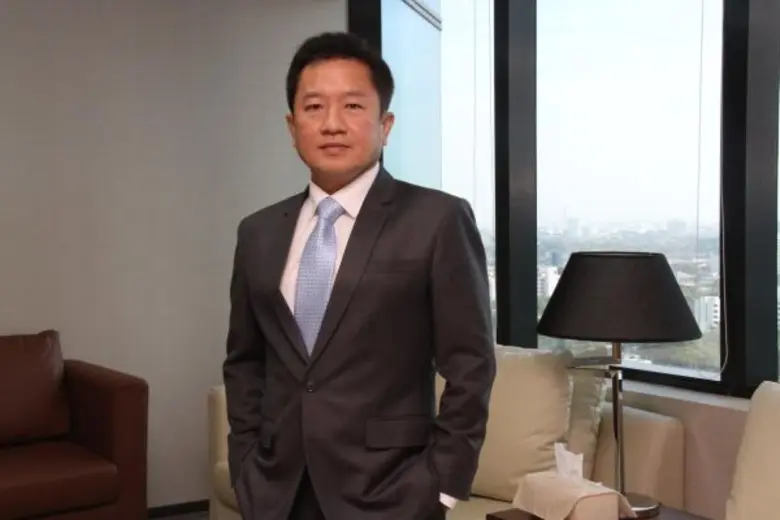 นายนิธิศ มนุญพร กรรมการและผู้จัดการทั่วไป...