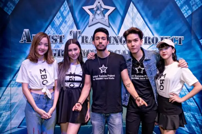 “G Vocal Studio” ชวนเข้าสู่ครอบครัวดนตรี  พร้อมเปิดตัวโครงการ ATP (Artist Traning Project)  “จัสติน-มิว” ออกตัวต้อนรับศิลปินน้องใหม่!!