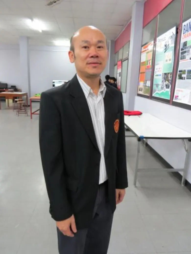 ขณะที่การคมนาคมขนส่งทางรางมีความสำคัญที่จ...